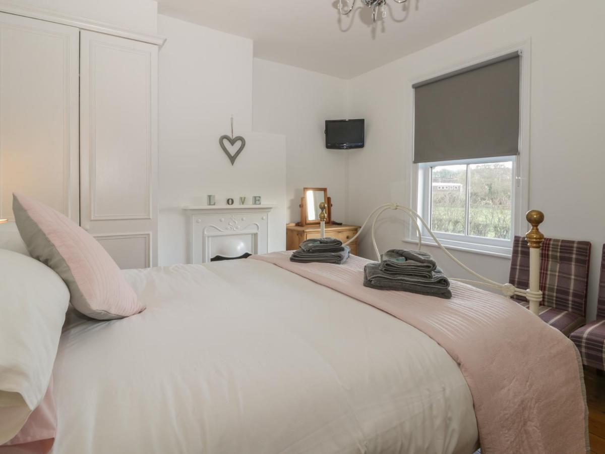 Brinkburn Cottage スカーバラ エクステリア 写真