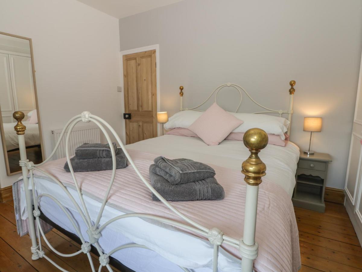 Brinkburn Cottage スカーバラ エクステリア 写真